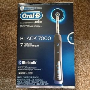 Oral B Black 7000 Electric toothbrush